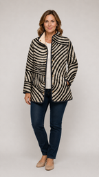 MARIAH | Quilted Jacket with Hand-Drawn Retro Circular Design