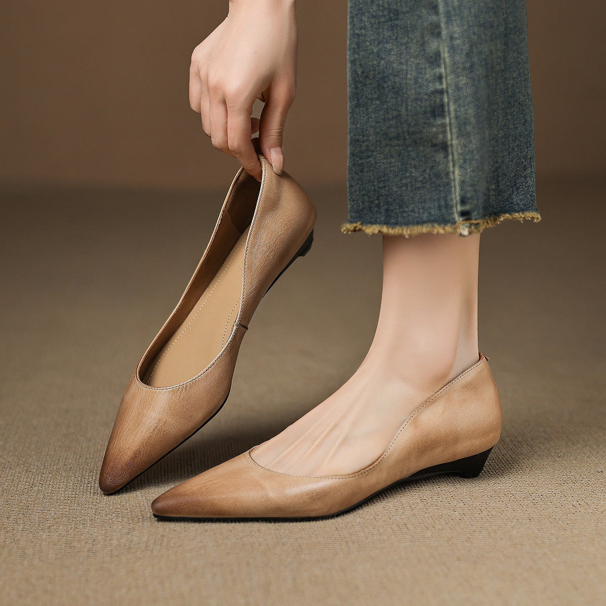 Arla Genuine Leather Flats