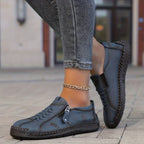 Nila – Elegant comfort with a practical zipper
